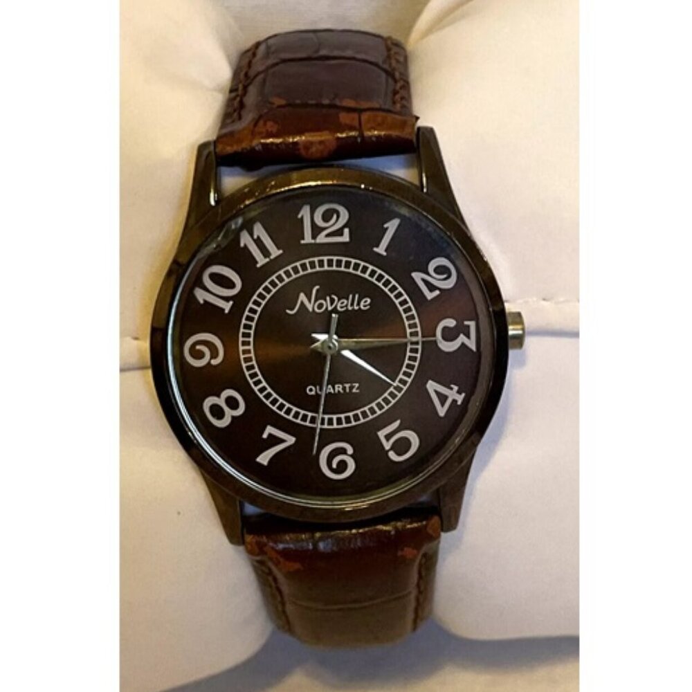 Novelle Accutime Basic Analog Quartz Watch with Leather Band New Battery